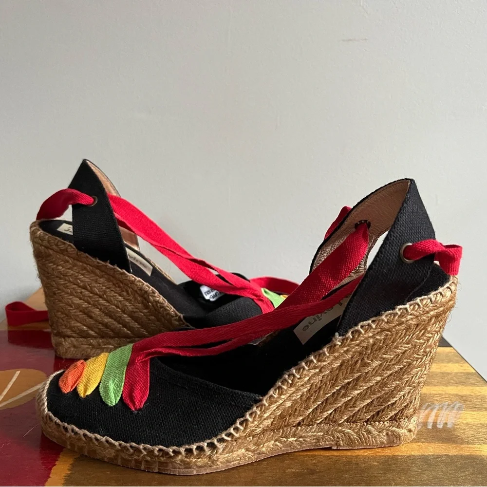 NEW Jacques Levine Ankle Wrap Black Espadrille Sandals. Size 7.